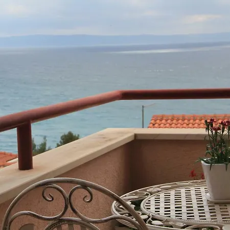 Comfort Sea View With Parking And Two Bedrooms Apartment